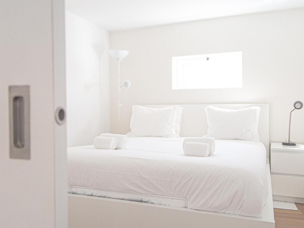 Baixa Chiado 2 Bedroom Duplex Apt With Ac Elevator Lisboa المظهر الخارجي الصورة